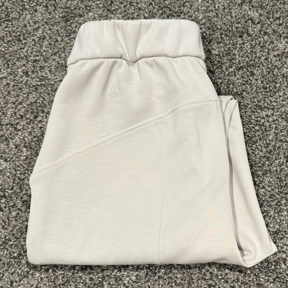 Lululemon Softstream Jogger White Opal